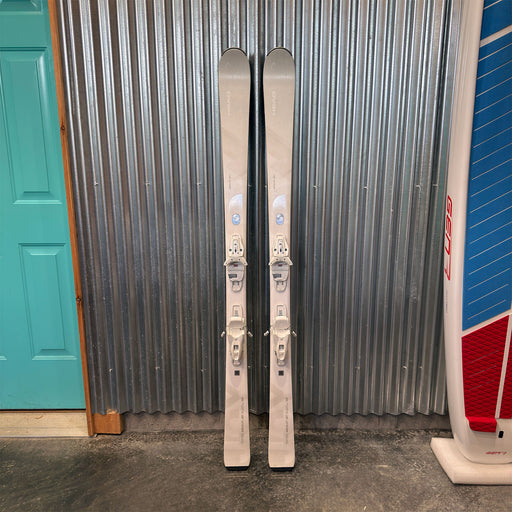 Head Absolut Joy Women's Skis w/ Head Joy 9 GW Ski Bindings 2026 - USED