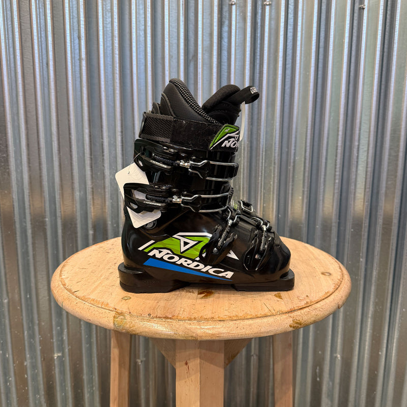 Nordica Dobermann Team 4 Kid's Ski Boots - USED