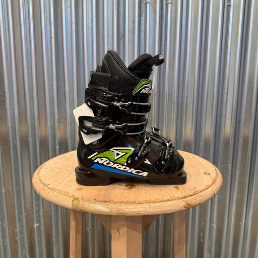 Nordica Dobermann Team 4 Kid's Ski Boots - USED