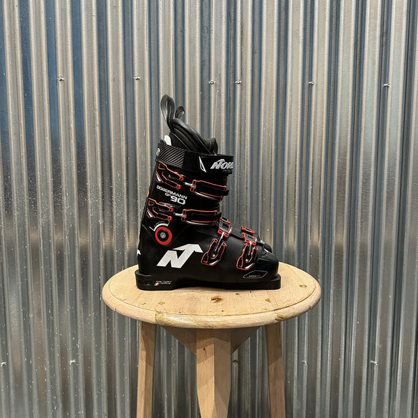 Nordica Dobermann GP 90 Kid's Race Ski Boots - USED — Vermont Ski