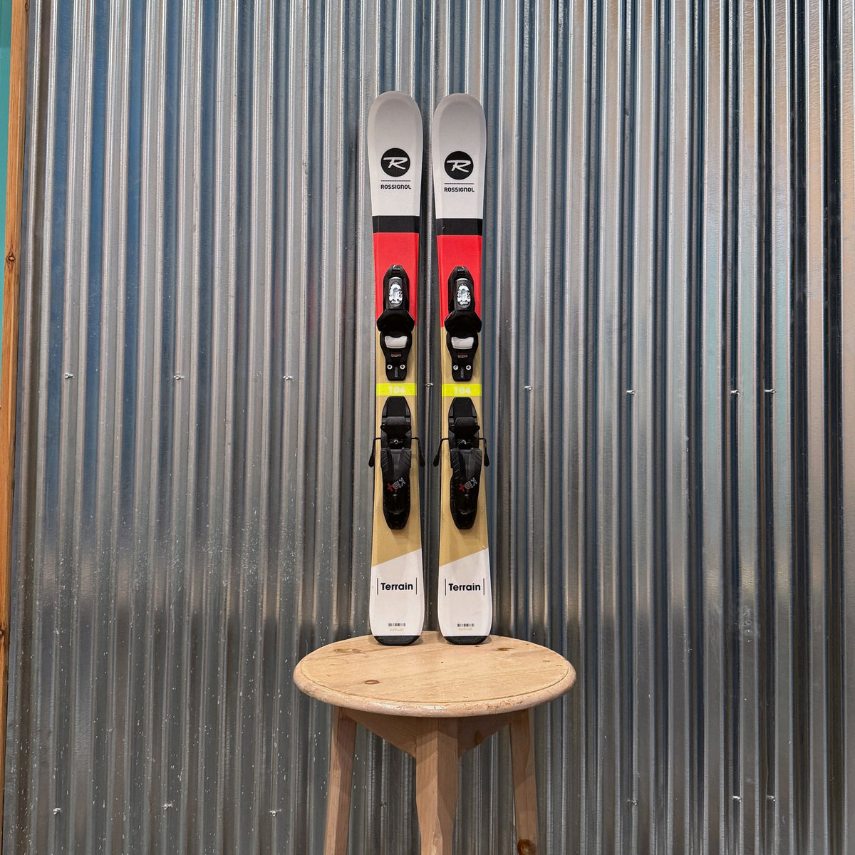 Rossignol Terrain Kid's Skis w/ Look Kid 4 GW Bindings - USED