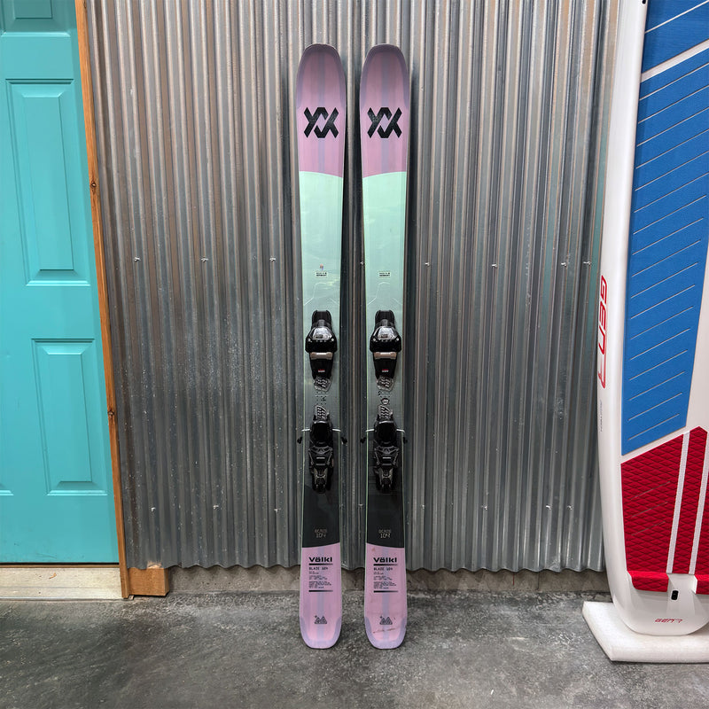 Volkl Blaze 104 Twintip Skis w/ Marker Griffon TCX 13 GW Ski Bindings 2027 - USED