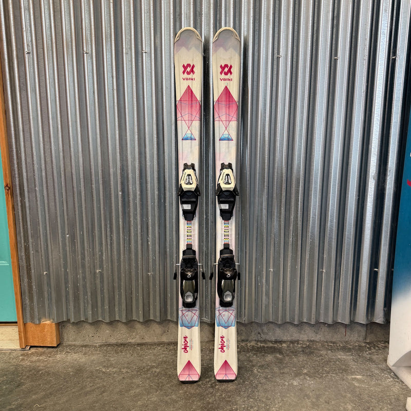 Volkl Chica Kid's Skis w/ Salomon C5 Bindings - USED