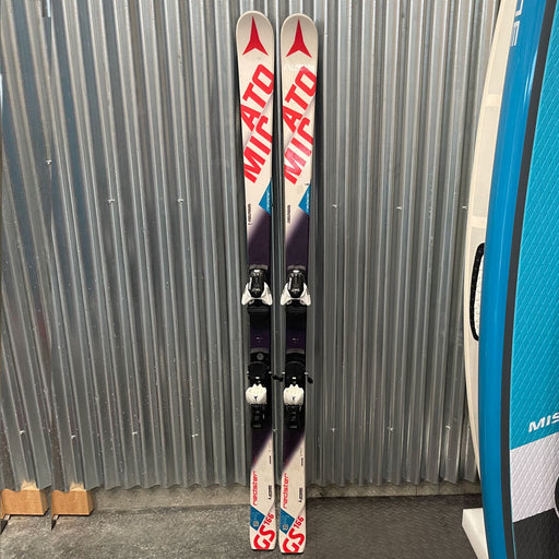 Atomic Redster GS JR Race Skis w/ Atomic Z10 Bindings - Used