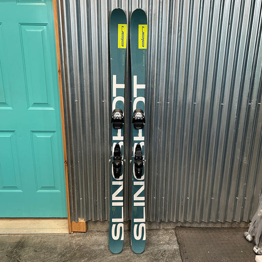 Elan Slingshot Skis w/ Atomic Bindings - Used